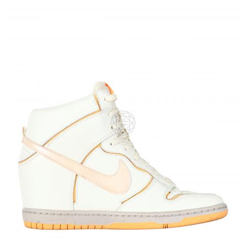 Nike wedge dunks clearance white